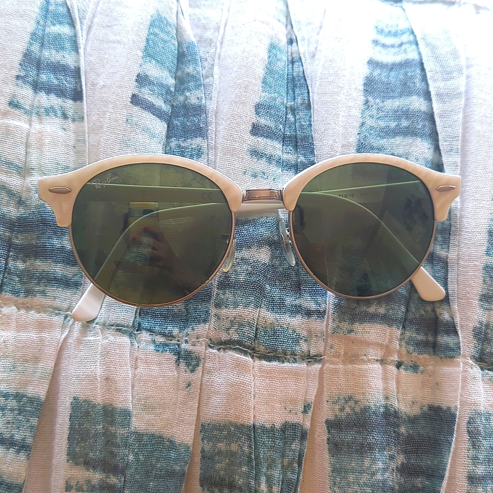 Rayban rare mother of pearl sunglasses 😎